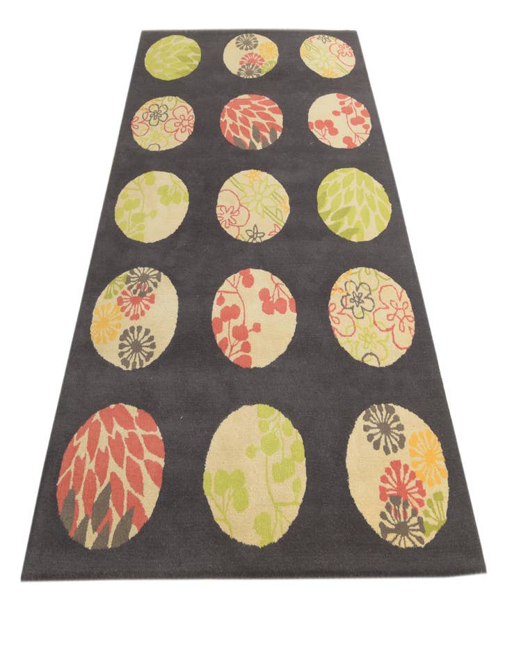 Detail image of  5' 2 x 8' 2 Luna Wool Rug