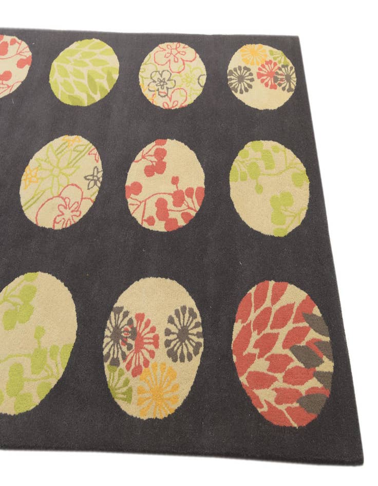 Detail image of  5' 2 x 8' 2 Luna Wool Rug