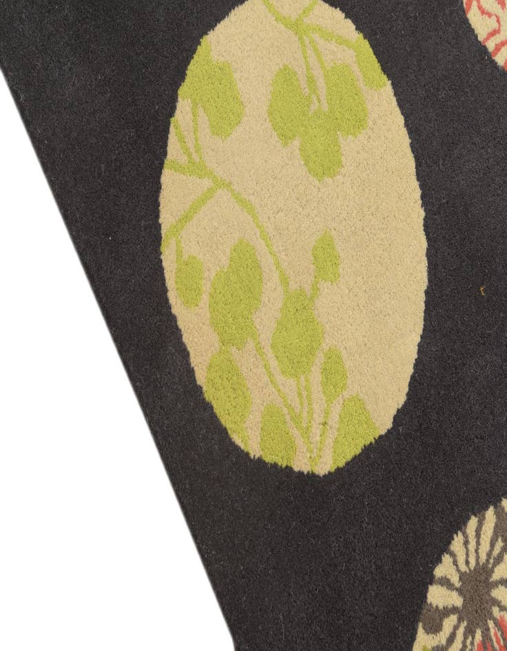 Detail image of  5' 2 x 8' 2 Luna Wool Rug