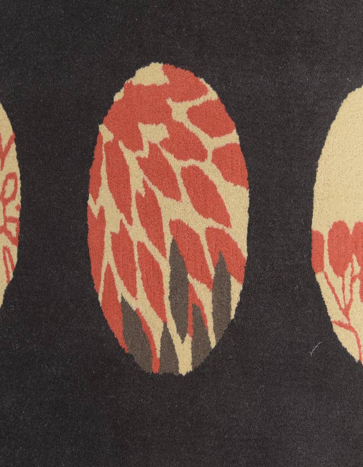 Detail image of  5' 2 x 8' 2 Luna Wool Rug