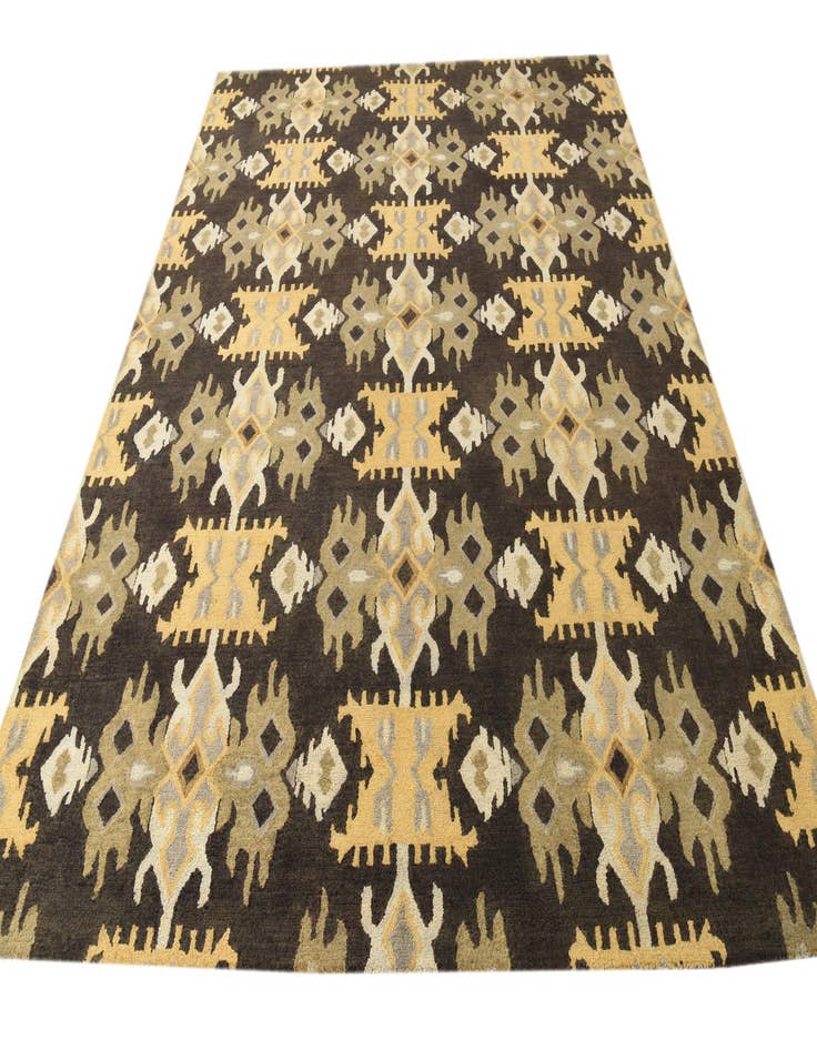 Detail image of  8' x 9' 10 Luna Rug