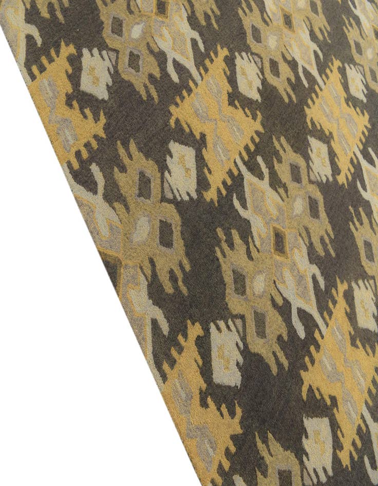 Detail image of  8' x 10' Luna Wool Rug