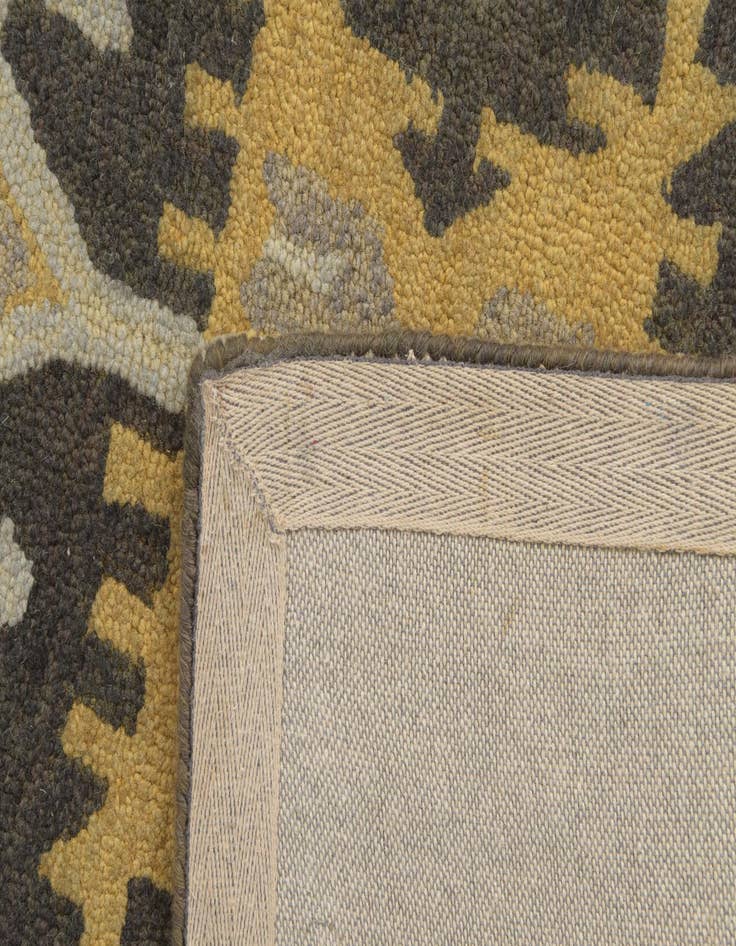 Detail image of  8' x 10' Luna Wool Rug
