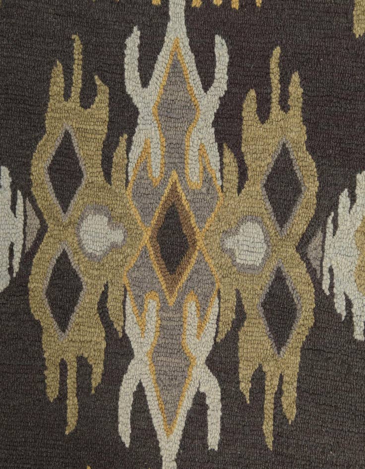 Detail image of  5' x 7' 10 Luna Wool Rug