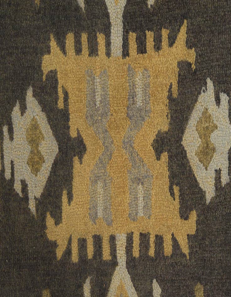Detail image of  8' x 9' 10 Luna Wool Rug