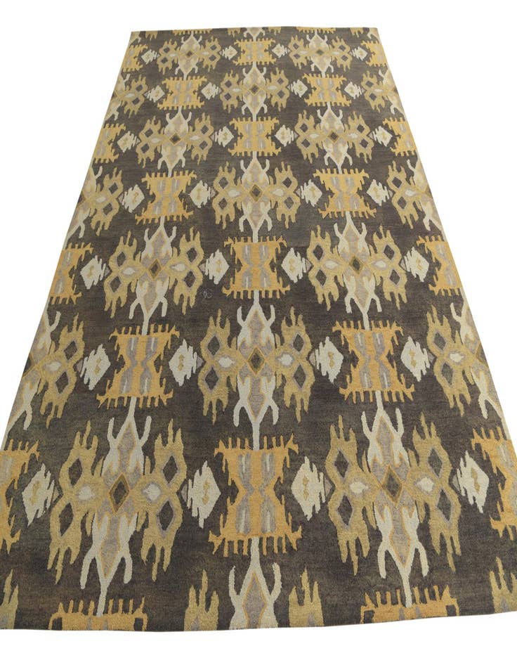 Detail image of  8' x 10' Luna Wool Rug