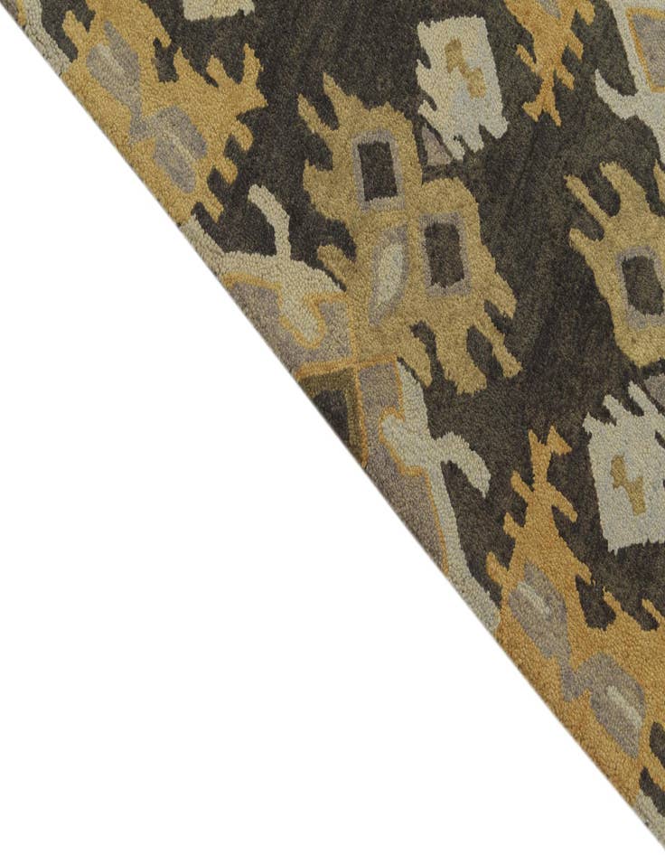 Detail image of  8' x 10' Luna Wool Rug