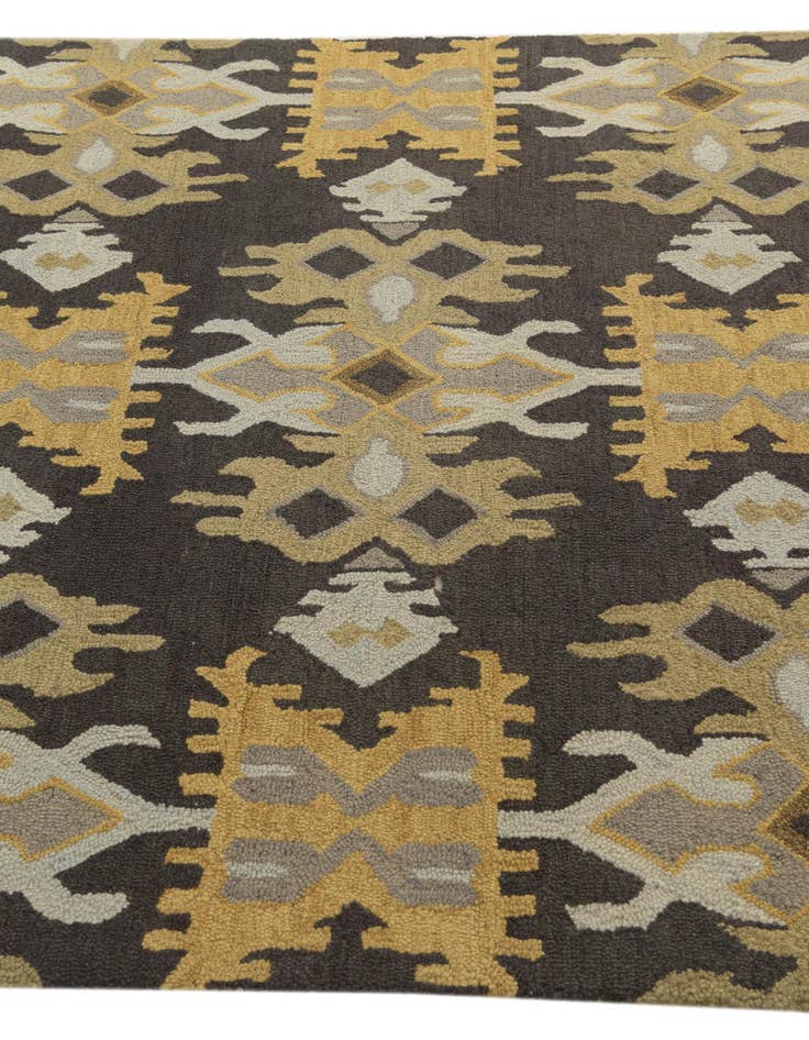 Detail image of  5' x 7' 10 Luna Wool Rug