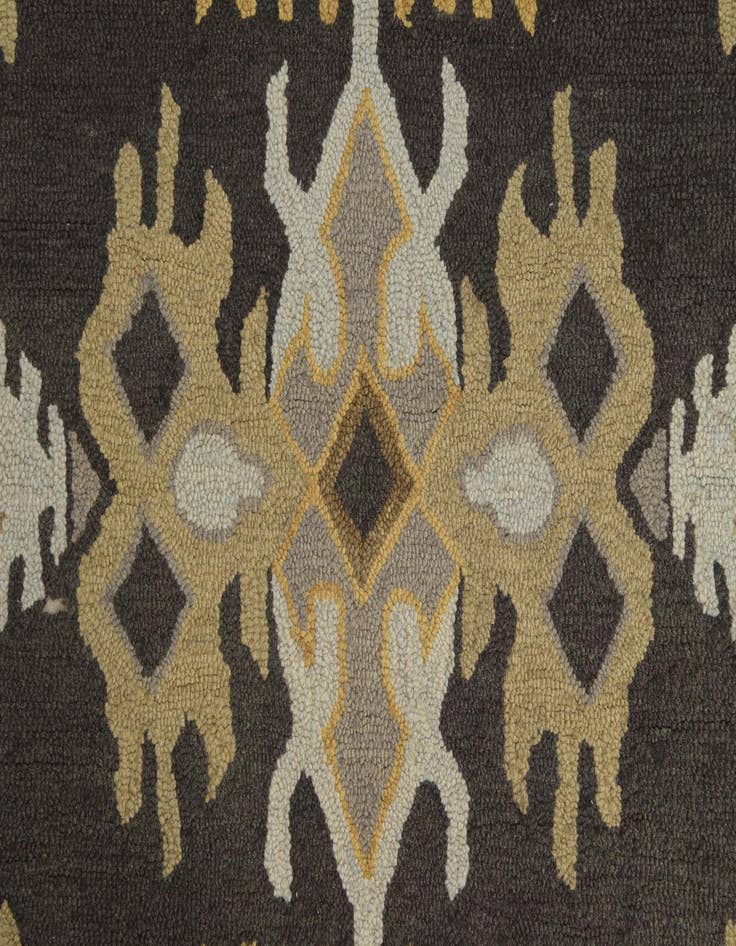 Detail image of  5' x 7' 10 Luna Wool Rug