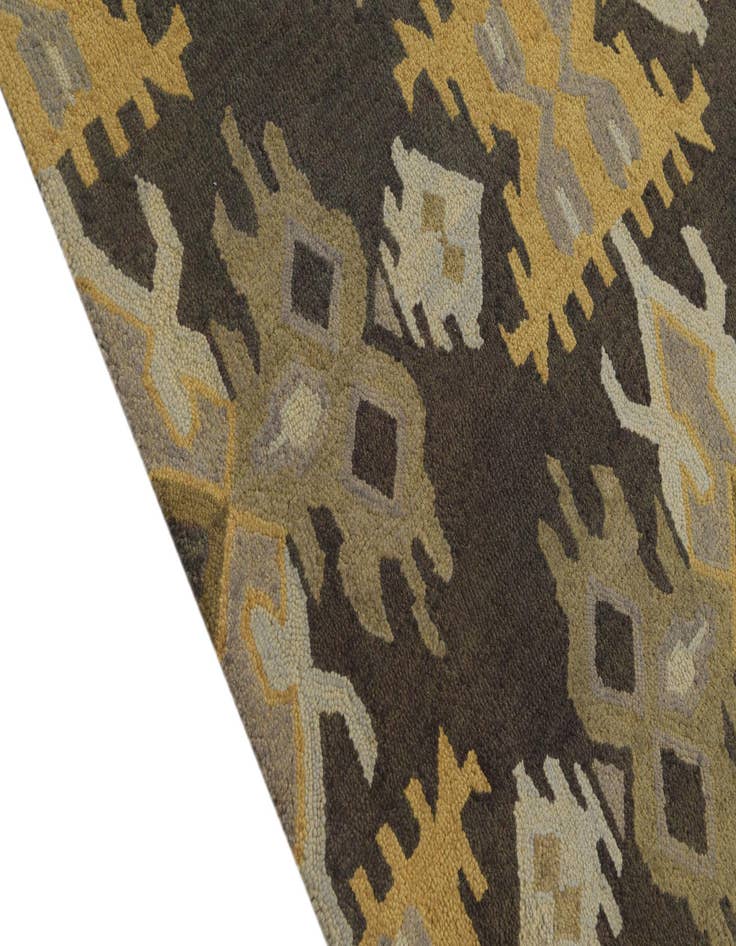 Detail image of  8' x 10' Luna Wool Rug