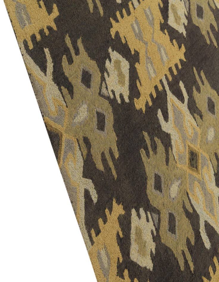 Detail image of  8' x 10' Luna Wool Rug