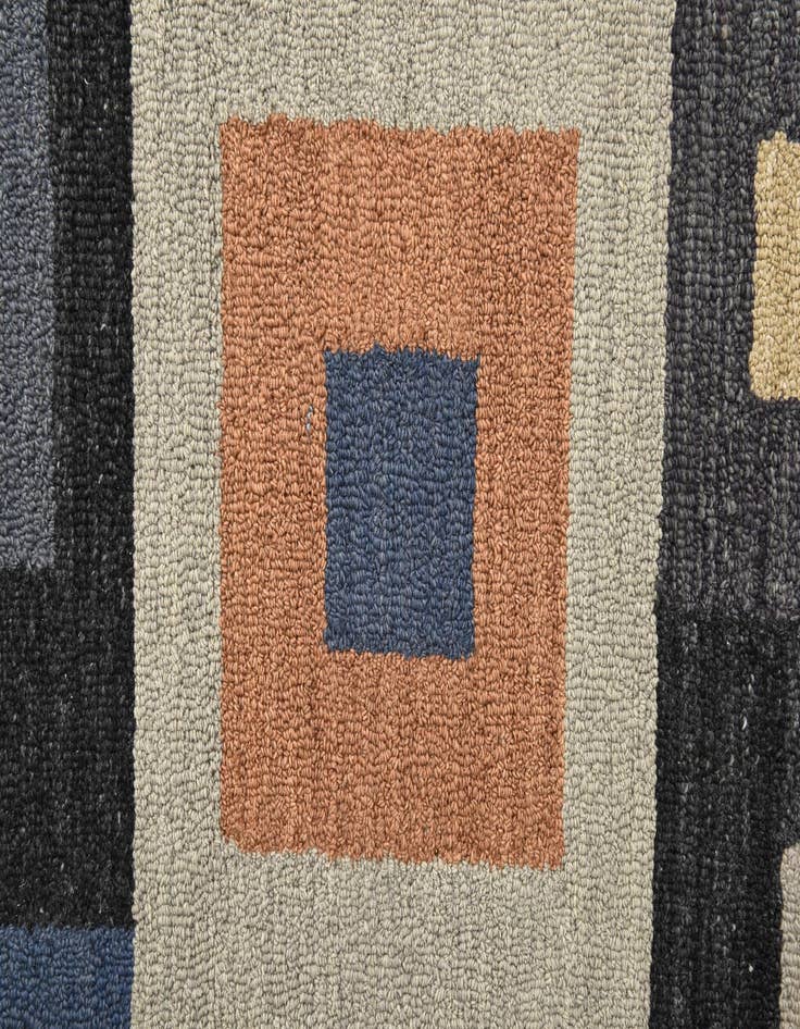Detail image of  8' x 10' 1 Luna Rug