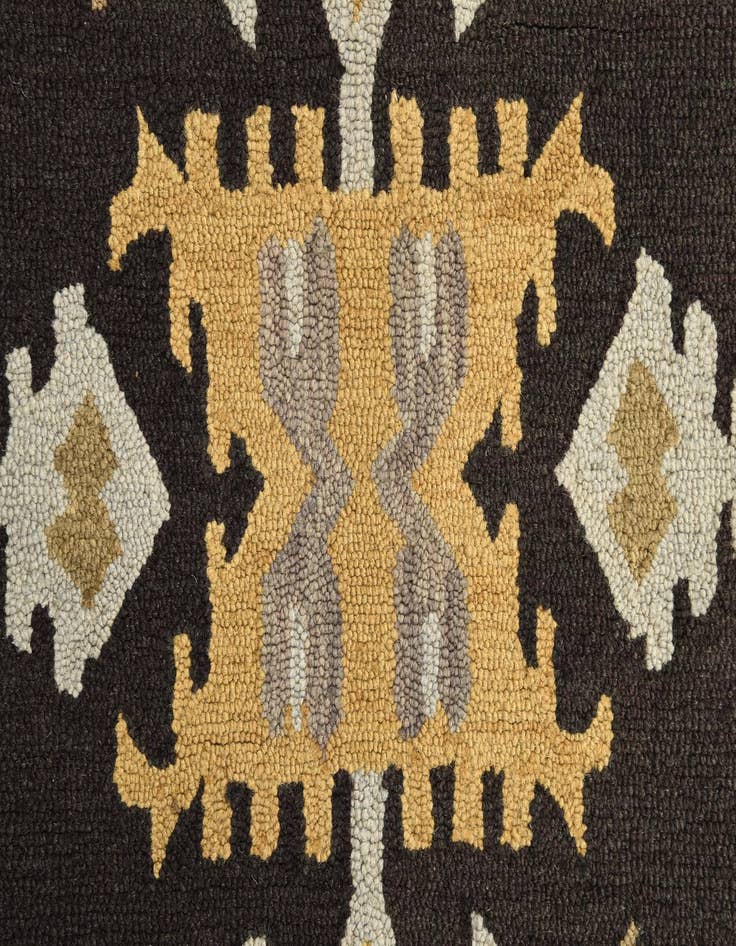 Detail image of  5' x 7' 11 Luna Rug