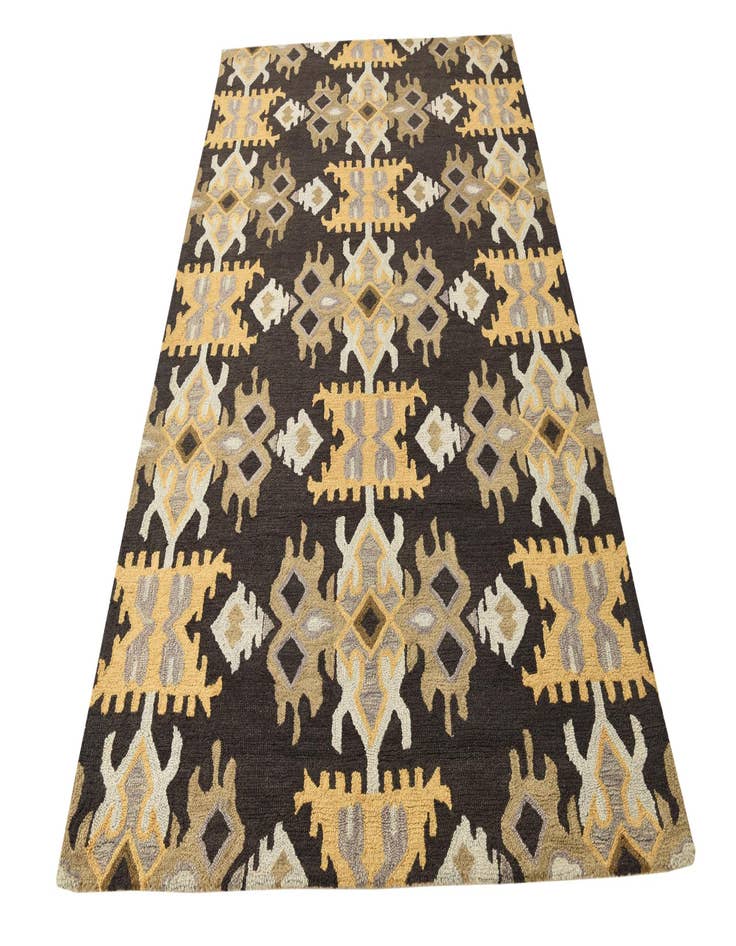 Detail image of  5' x 8' Luna Wool Rug