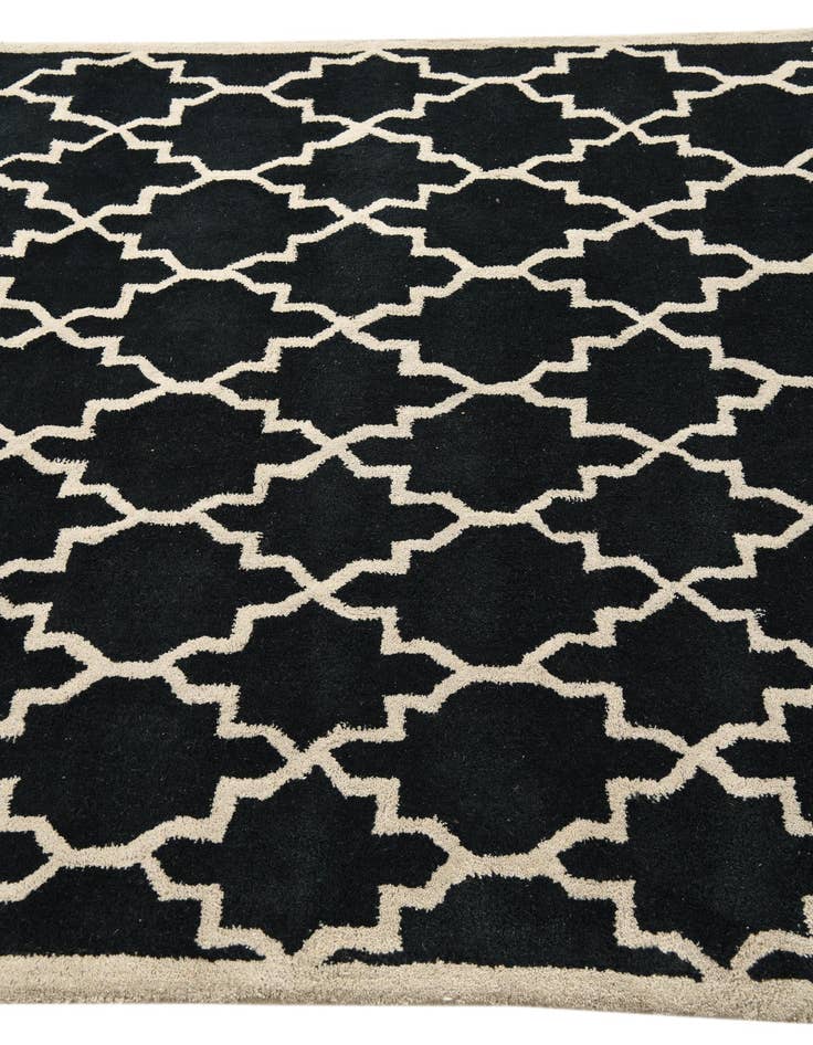 Detail image of  5' x 7' 11 Luna Wool Rug