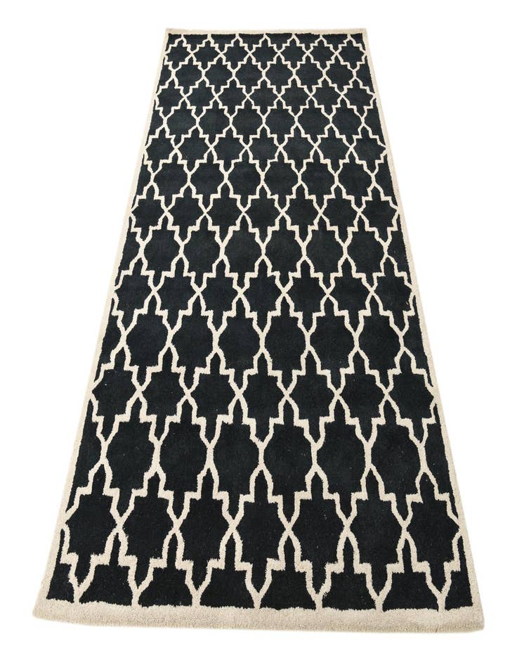 Detail image of  5' x 7' 11 Luna Wool Rug