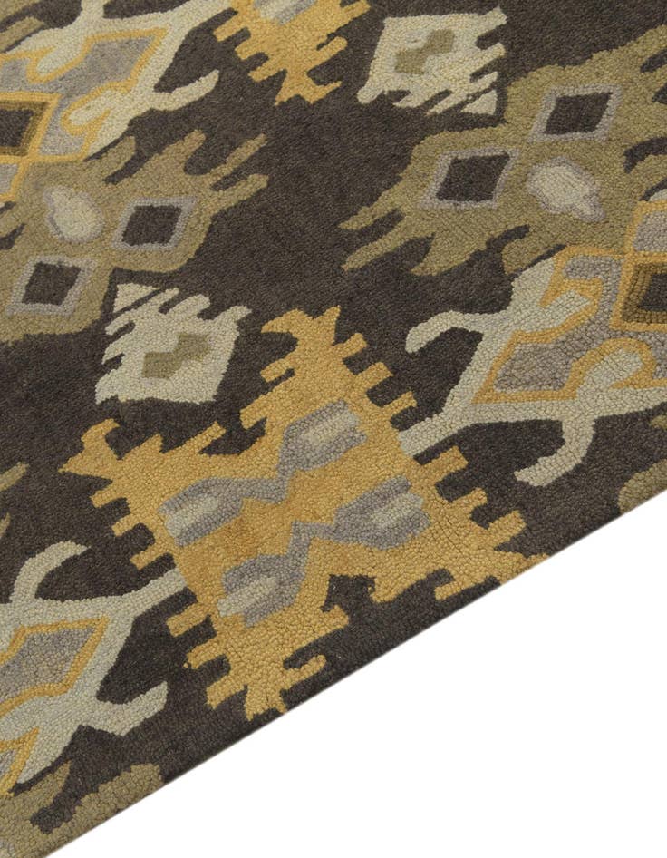 Detail image of  5' 1 x 8' Luna Wool Rug