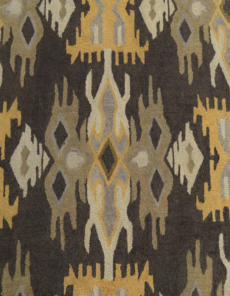 Detail image of  5' 1 x 8' Luna Wool Rug