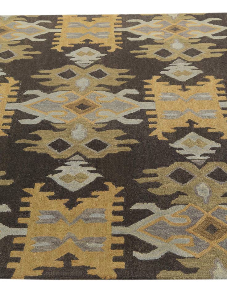 Detail image of  5' 1 x 8' Luna Wool Rug