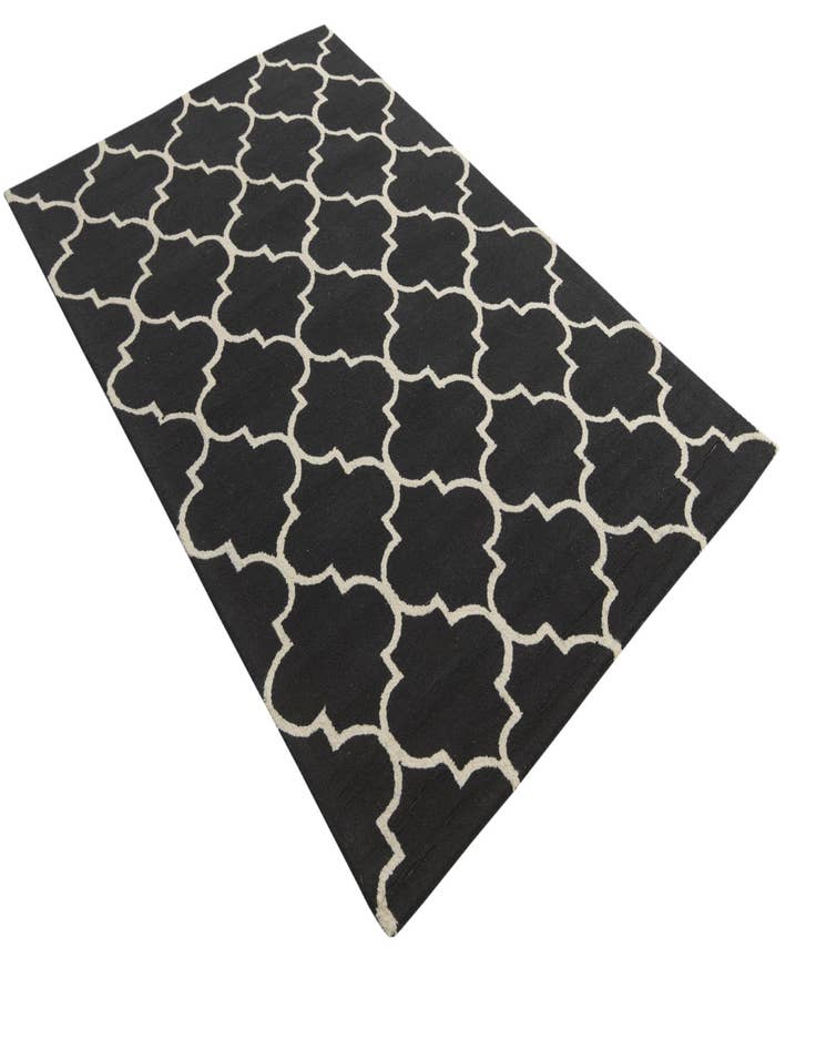 Detail image of  5' 1 x 8' Luna Wool Rug