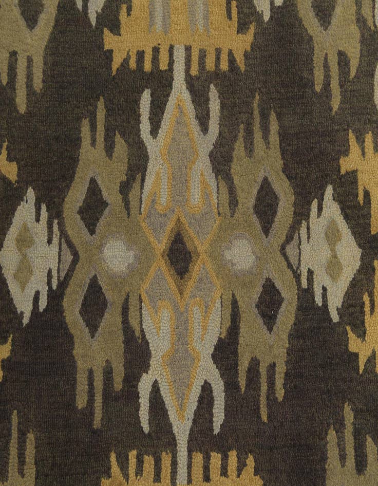 Detail image of  5' x 8' Luna Wool Rug