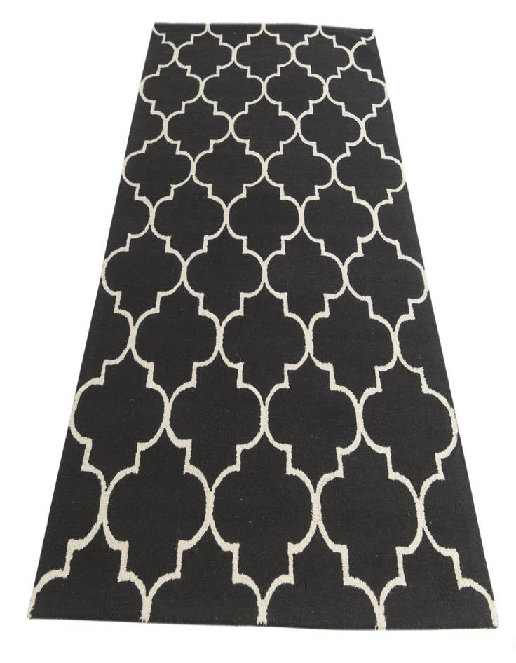 Detail image of  5' 1 x 8' Luna Wool Rug