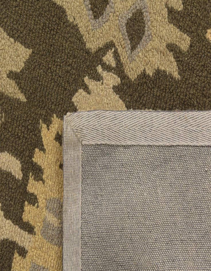 Detail image of  5' 1 x 8' 1 Luna Wool Rug