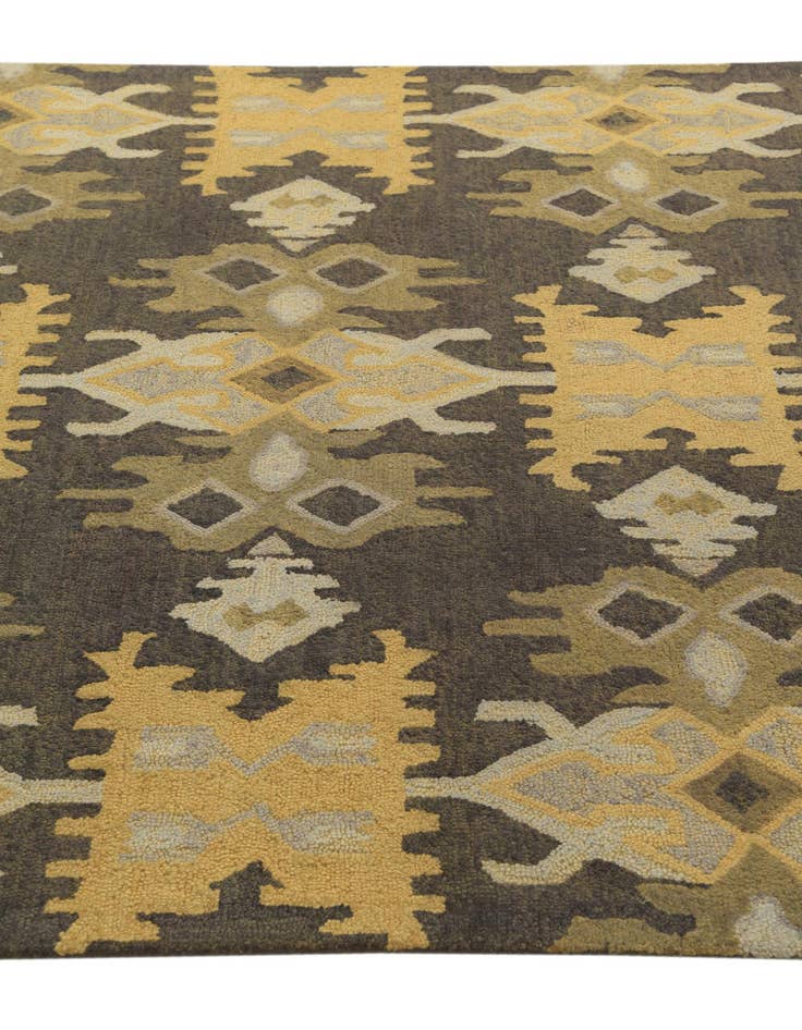 Detail image of  5' x 8' Luna Wool Rug