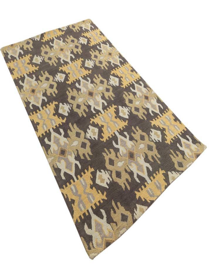 Detail image of  5' x 8' Luna Wool Rug