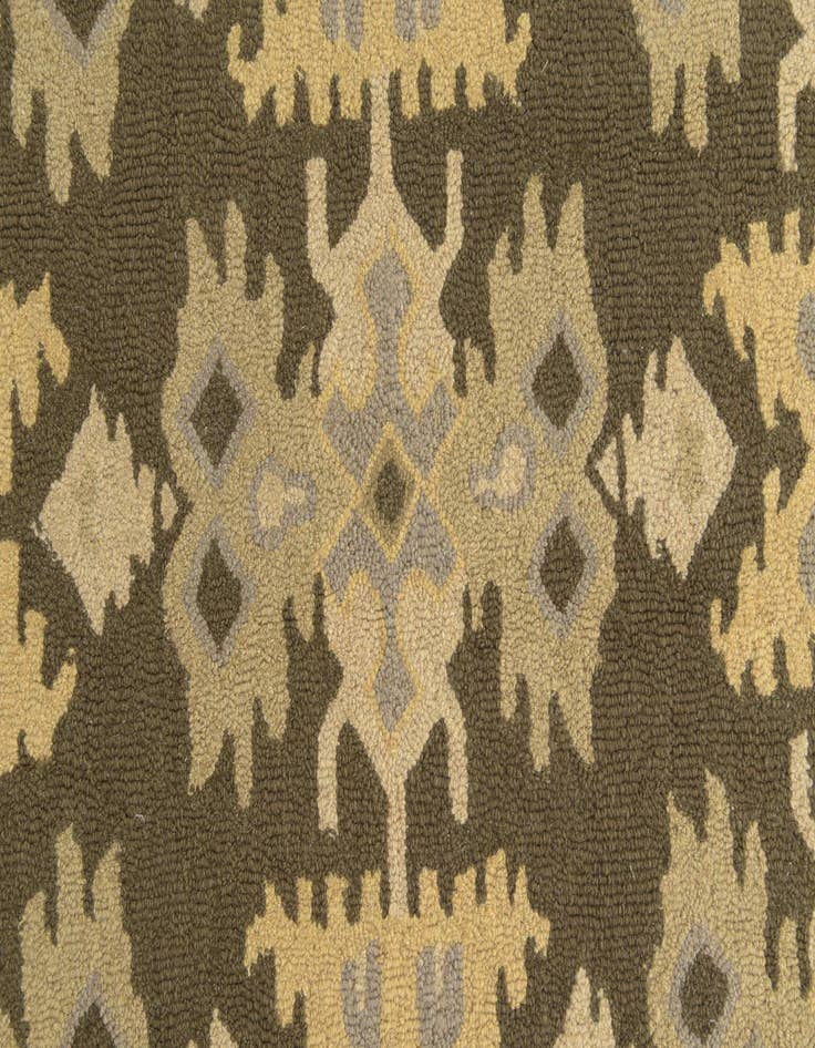 Detail image of  5' 1 x 8' Luna Wool Rug
