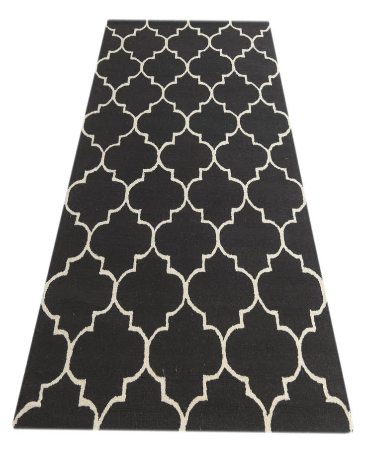 Detail image of  5' x 8' Luna Wool Rug