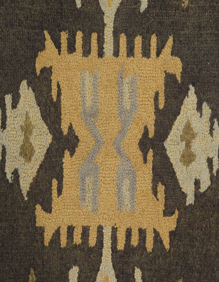 Detail image of  5' x 8' Luna Wool Rug
