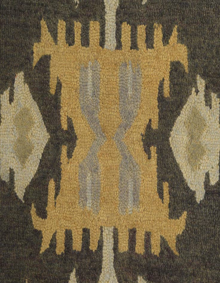 Detail image of  5' x 7' 10 Luna Wool Rug
