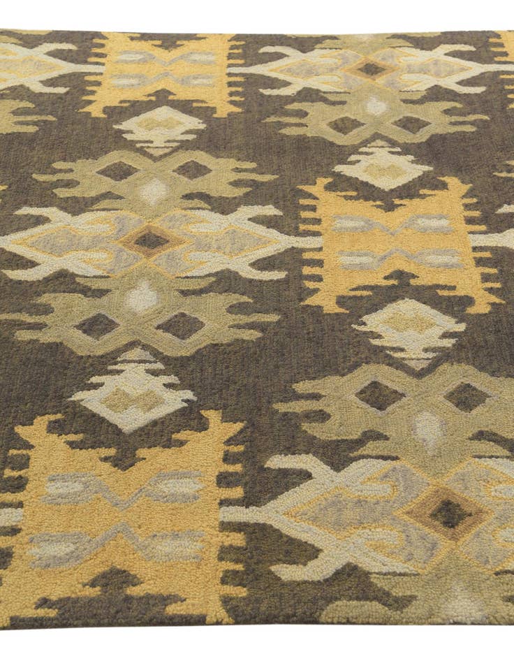 Detail image of  5' 1 x 8' Luna Wool Rug