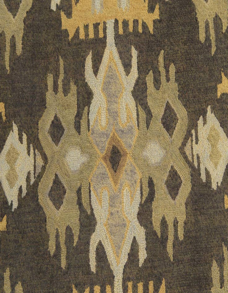 Detail image of  5' 1 x 8' Luna Wool Rug