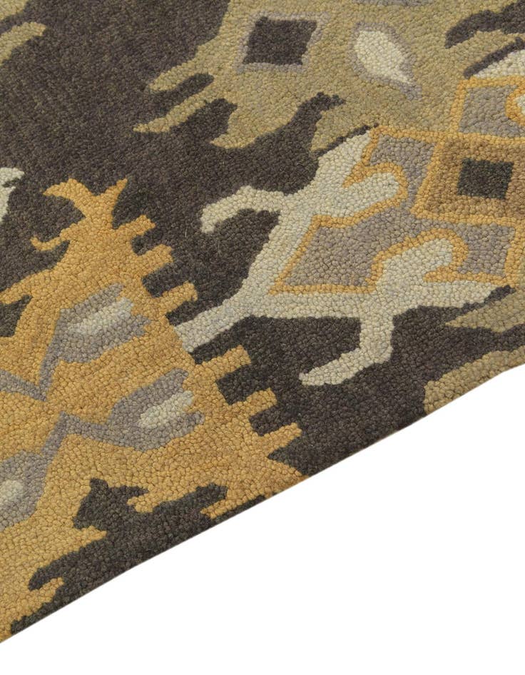 Detail image of  5' x 8' Luna Wool Rug