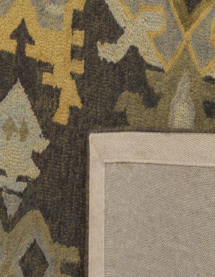 Detail image of  5' x 8' Luna Wool Rug