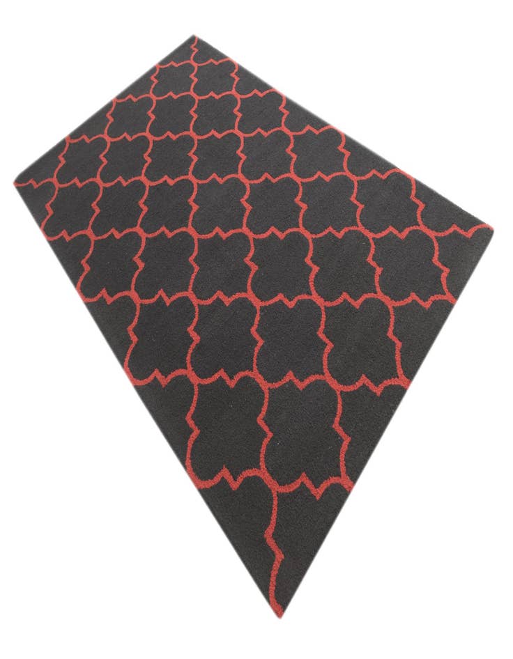 Detail image of  5' 1 x 8' 1 Luna Wool Rug