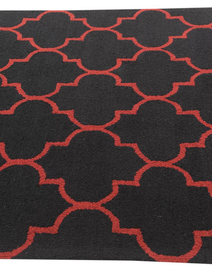 Detail image of  5' 1 x 8' 1 Luna Wool Rug