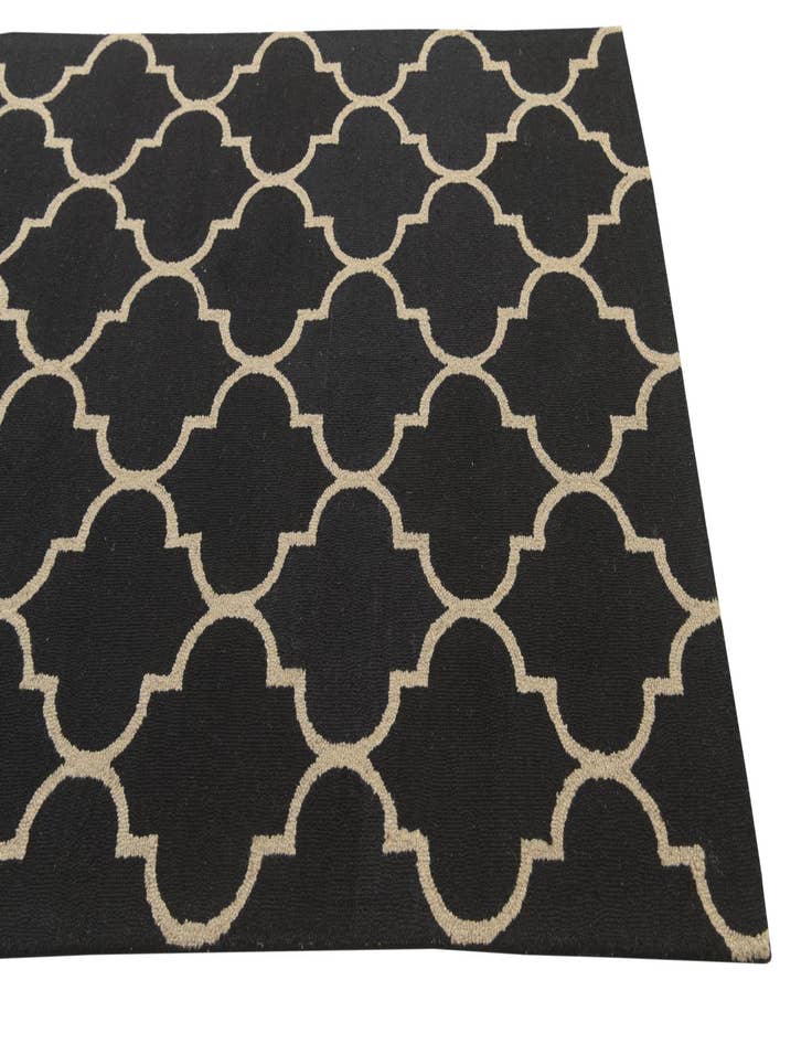 Detail image of  5' x 8' Luna Wool Rug