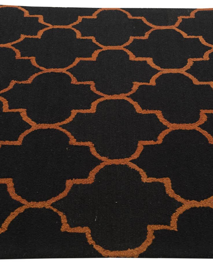 Detail image of  5' x 8' 1 Luna Wool Rug