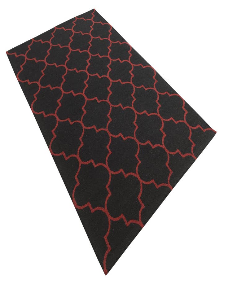 Detail image of  5' 1 x 8' Luna Wool Rug