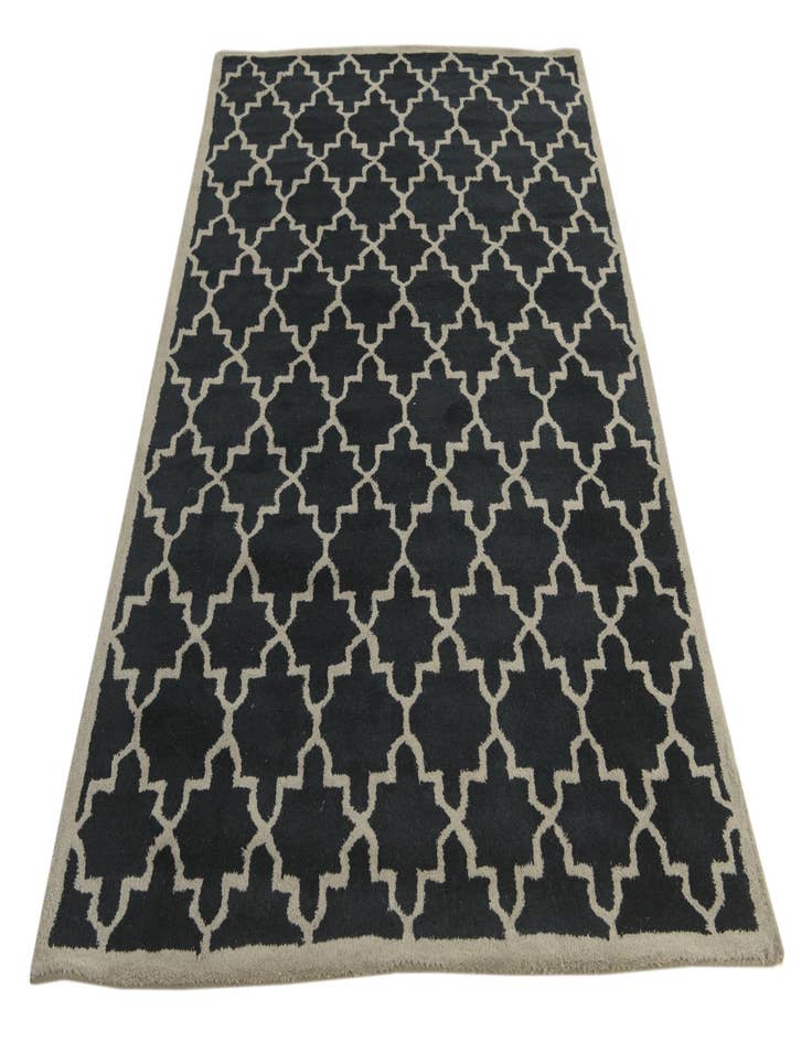 Detail image of  5' x 8' Luna Wool Rug