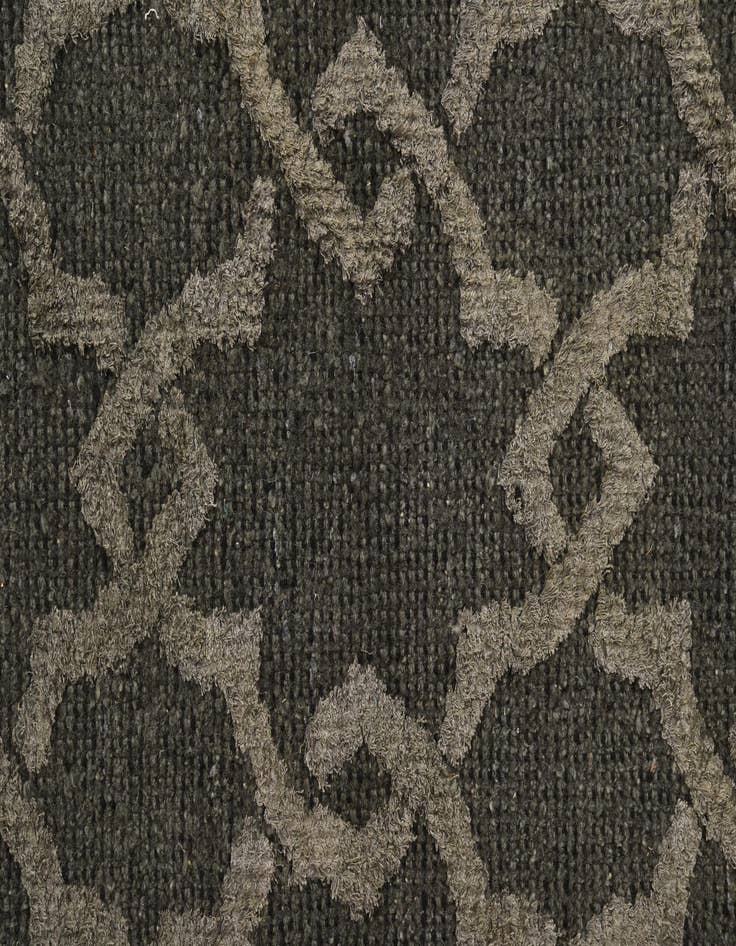 Detail image of  8' x 10'  Hand Knotted Luna Rug