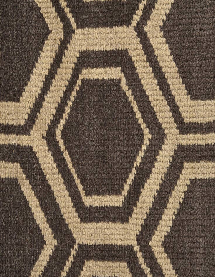 Detail image of  9' x 11' 10  Hand Knotted Luna Wool Rug