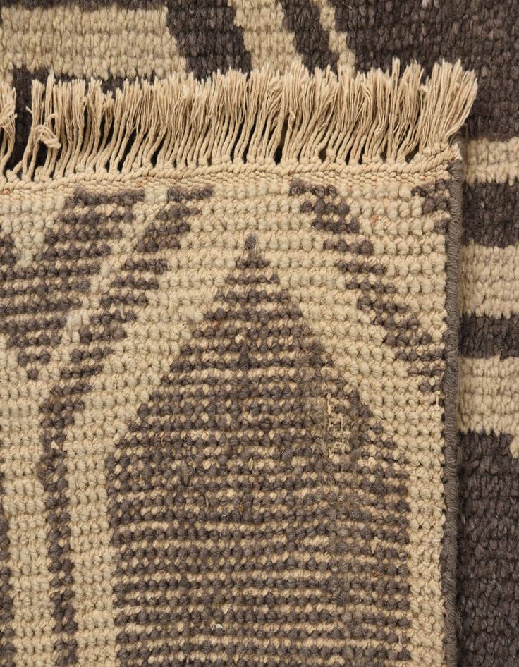 Detail image of  9' x 11' 10  Hand Knotted Luna Wool Rug