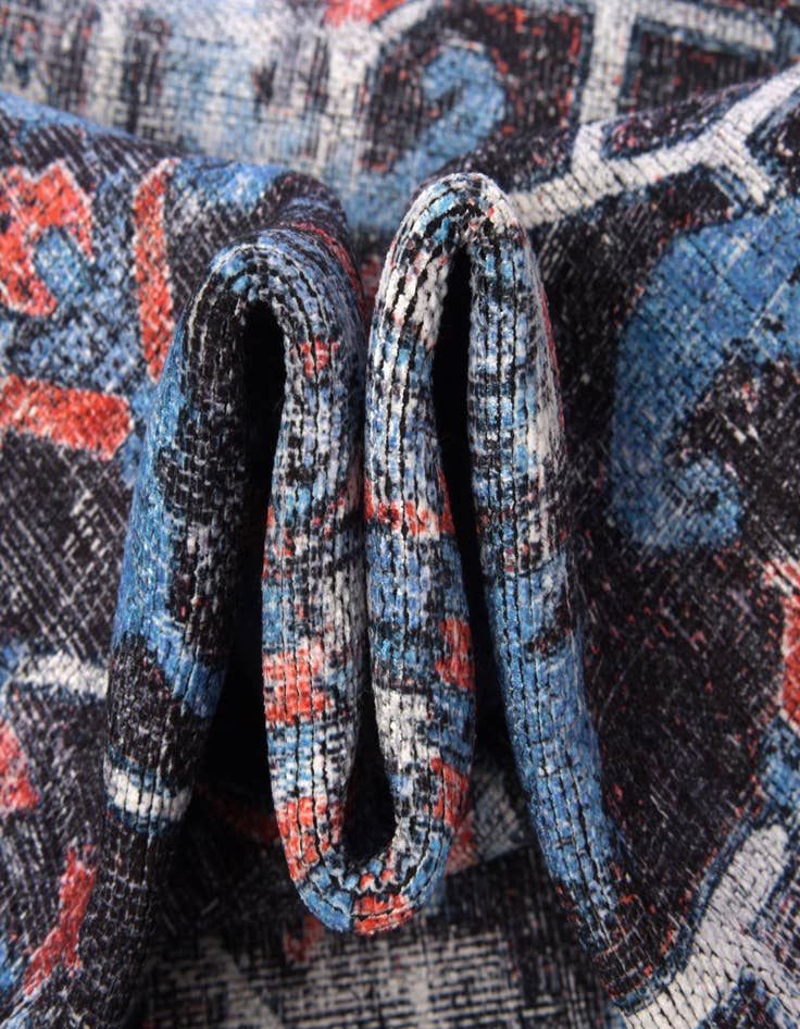 Detail image of  7' 10 x 10'  Washable Mangata Rug