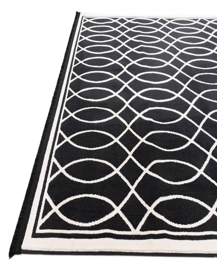 Detail image of  5' x 7' 7 Milano Rug