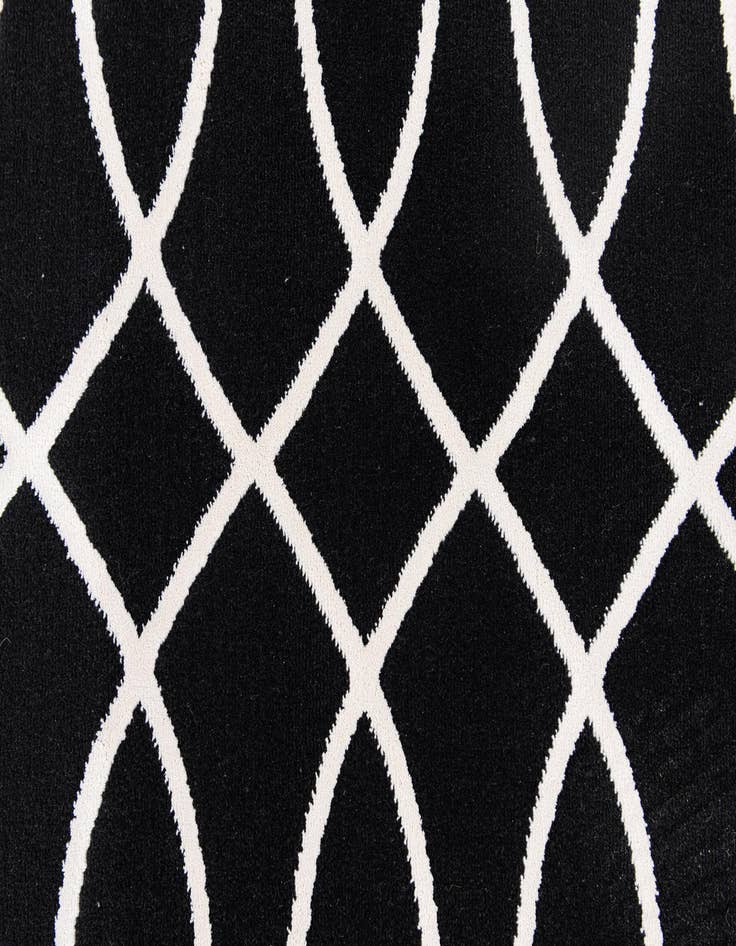 Detail image of  5' x 7' 7 Milano Rug