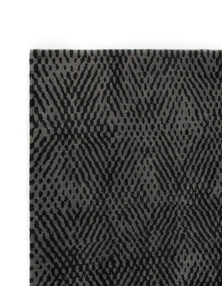 Detail image of  7' 7 x 10'  Hand Knotted Modern Himalaya Wool Rug